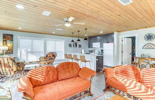 8 Mi to Ozark Folk Center Home with Hot Tub and Deck - Foto 4