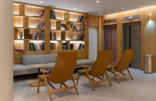 Best Location Puerta de Alcalá - Photo 19