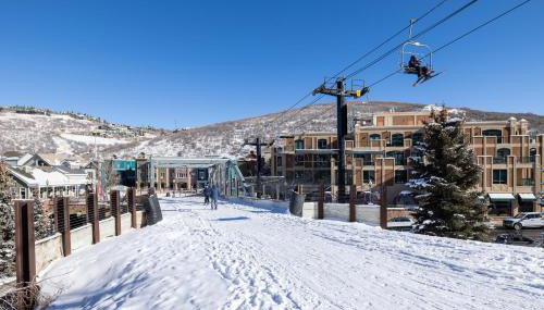 Ski in Ski out Main Street Balcony Hot Tub - Foto 3
