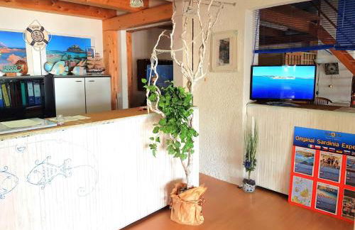 Apartment in Cugnana Verde with garden - Photo 14