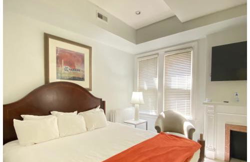 Large DUPLEX Apt 2Bdrm 1Den-Metro - Foto 13