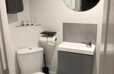 Exclusive Modern decorated 1 Bedroom Detached Studio - Foto 9