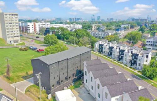 TWO Neighboring Homes Sleeps 24 Walk to 12 South - Foto 48