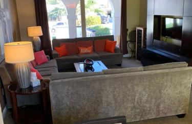 Alicia Alibi vintage Vegas pool house - Foto 63