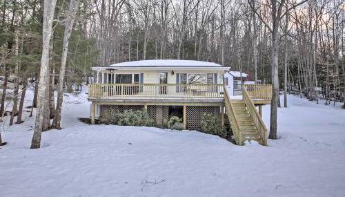 Scenic Lyman Home on Swan Pond with Wraparound Deck! - Foto 2