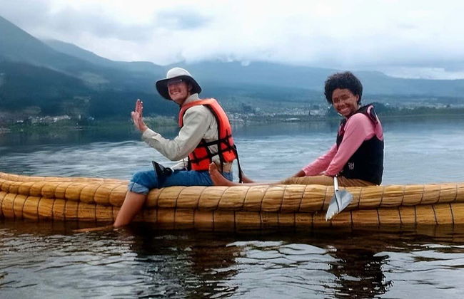 Paseo en canoa por el lago San Pablo - Foto 5