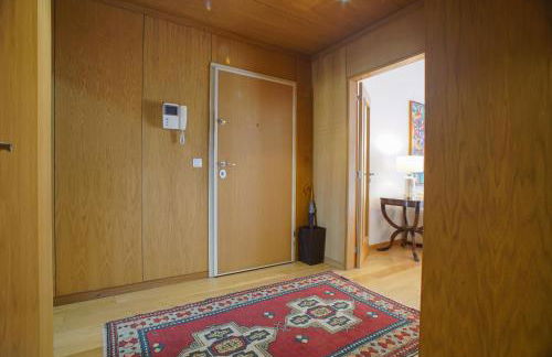 Lisbon Oriente River View w/ Balcony&Garage - Photo 31