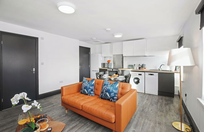 TYME Suites on Humber - Photo 32