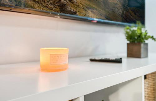 Homey Lodge - Cozy home / Walk to Revolution Mill / Near Downtown / Perfect for groups and family / Free parking - Foto 37