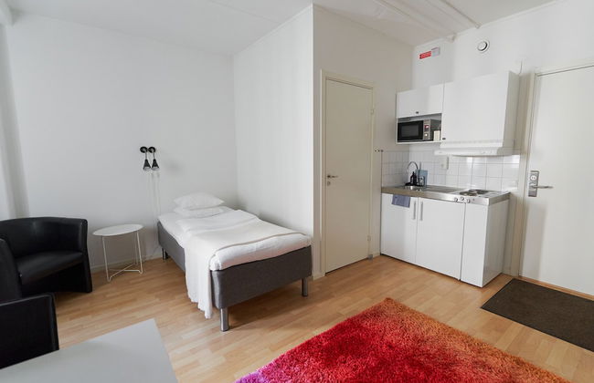 Slagsta Gate Hotell - Photo 11