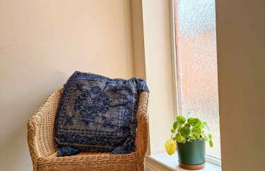 Three Bedroom Bungalow ideal for families or contractors Highbridge - Photo 34