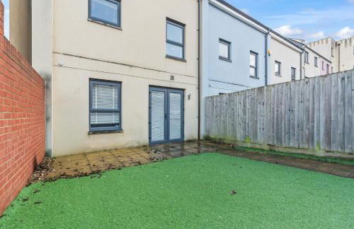 Spacious 4-Bed Home Near Cribbs & Bristol - Foto 26