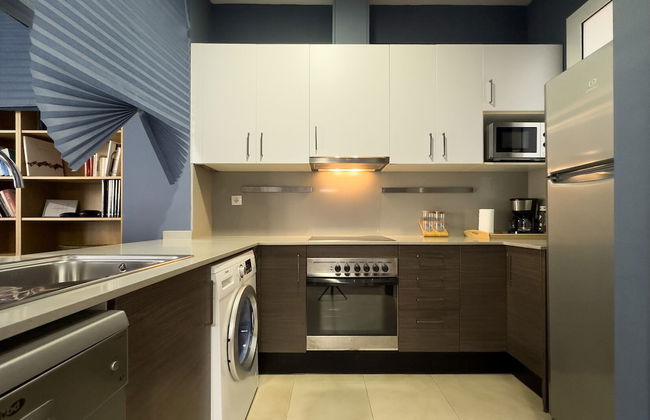 AinB Barcelona Sants Apartments - Photo 55