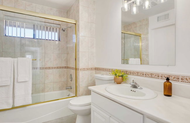 Lava Rocks by Avantstay Gorgeous Desert Haven w/ Pool, Hot Tub, Fire Pit & Ping Pong! - Foto 19