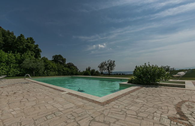 Luxury, Modern Apartment With Pool and Stunning Views - Foto 27