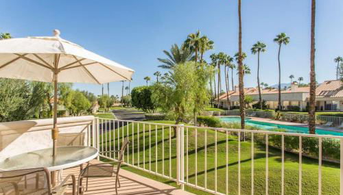 BEAUTIFUL Palm Desert OASIS 2bd 2ba GETAWAY - Foto 2