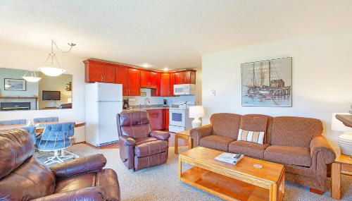 Stunning Views from this Waterfront Condo - Foto 3