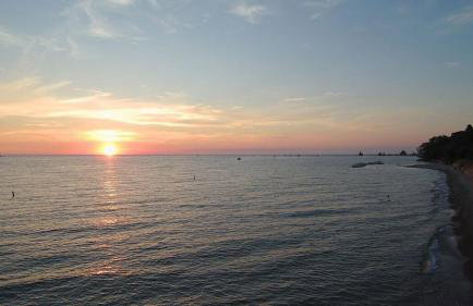 Beach View Cottage - On the Lake - Foto 34