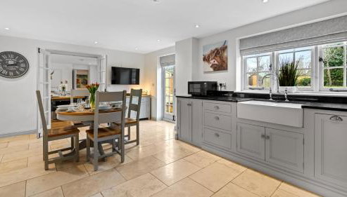 Vine Cottage - Photo 5