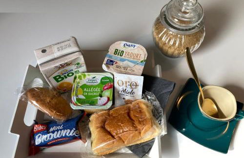 AUX 4 LOGIS - Studio Le Flore - Petit déjeuner offert 1ère nuit - Foto 5