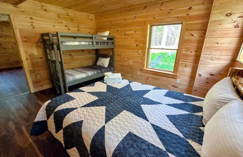 80PVR Log Home 20min to Bretton Woods AC Hot Tub wifi cable fireplace fire pit - Foto 26