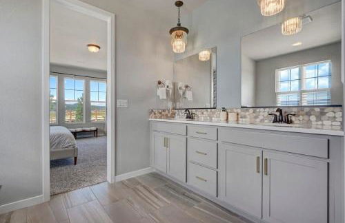 4BR Mountain views - Movie Theater - Pool Table - Foto 37