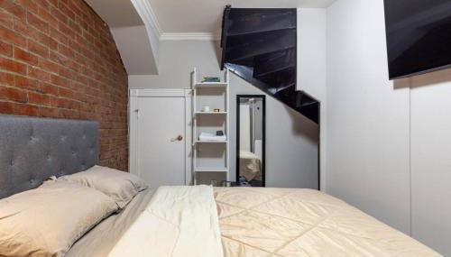 Private Room at a 3 bedroom Apt at the heart of East Village - shared apartment - Foto 2