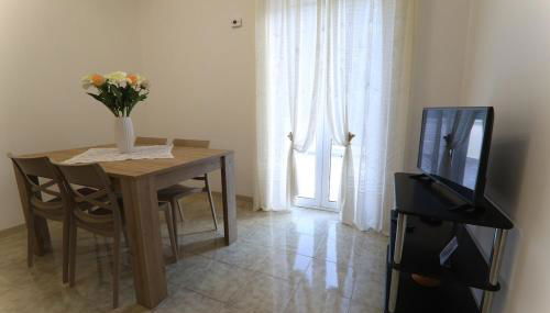 Twins House Vacation Home - Foto 2