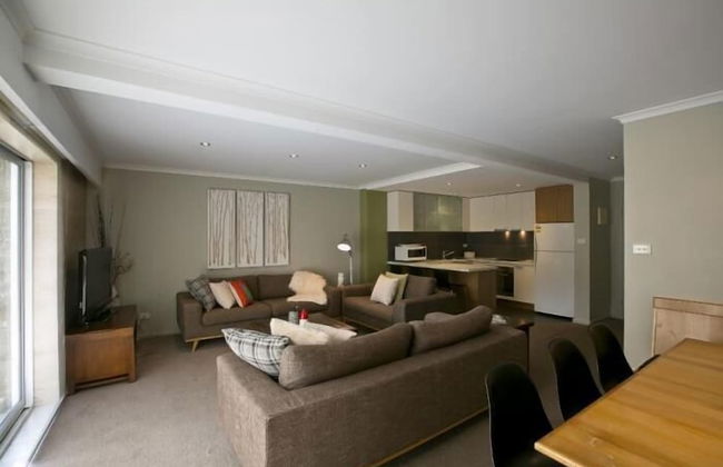 Altitude Apartments - Photo 15