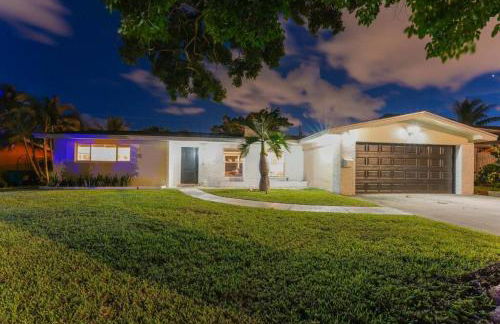 3BR HEATED POOL CLOSE TO BEACH - Foto 46