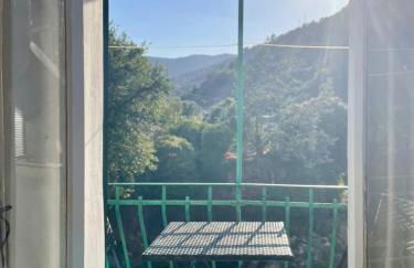 Casa Celestine in Via Orsini Isolabona Liguria Italy Sleeps 5 - Foto 15