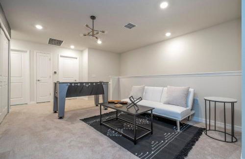 Brand New! Windsor Island 5BR Cozy Home Wpool/spa - Foto 93