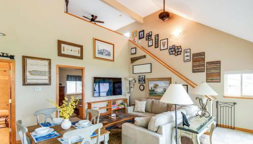 Waterfront Johnson Lake Getaway with Fire Pit! - Foto 4