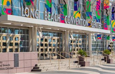 NEW Luxury Concrete Home Just Minutes from the Beach - Foto 55