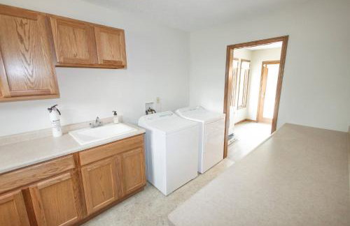 Sherwood Forest Park- 6BD/3BA on Private Ohio Land - Foto 47