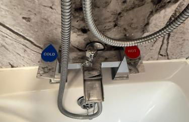 Charming 3 BR - NEC HS2- Long Stays Wifi Parking Airport - Foto 29