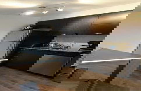 Clean and Cozy Liberty Village - Photo 3