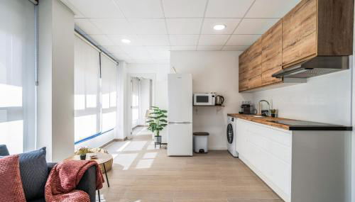 1 Bedroom Stunning Apartment In Grao De Castellon - Foto 3