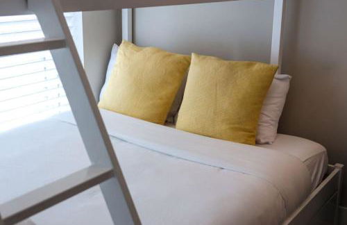 Two Townhomes - Hot Tubs and Rooftop Balconies - Foto 12