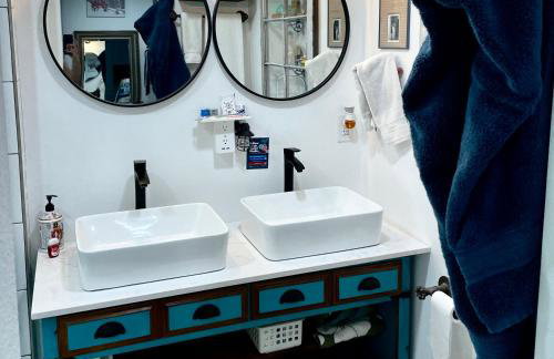 Pet Friendly Graham 2 Bedroom Home Christmas 365 at The Mistletoe Farm - Foto 18