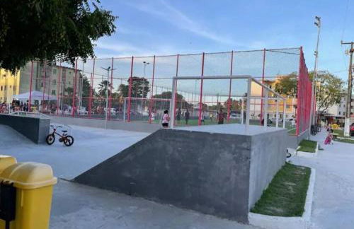 Ap a 800m da praia da Atalaia - Foto 17