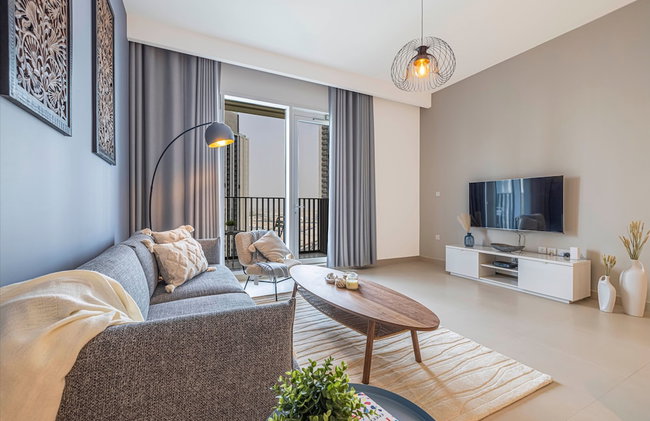 Scenic 1-bedroom Apartment in Dubai Creek Harbour - Foto 1