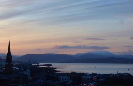 Loft Apartment - Photo 15