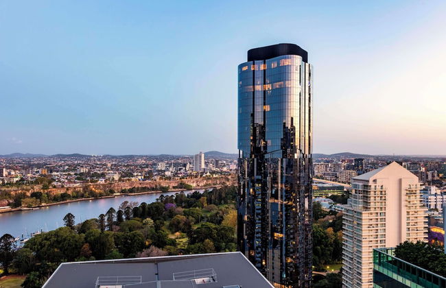 Oaks Brisbane River City Suites - Photo 64