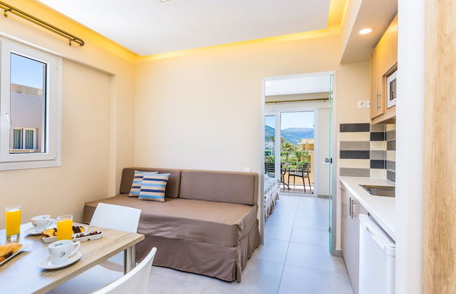 Theo Star Beach Hotel - Photo 53