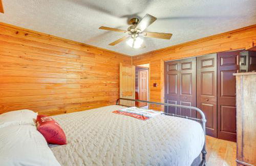 Boat Dock Pet-Friendly Douglas Lake Getaway! - Foto 17