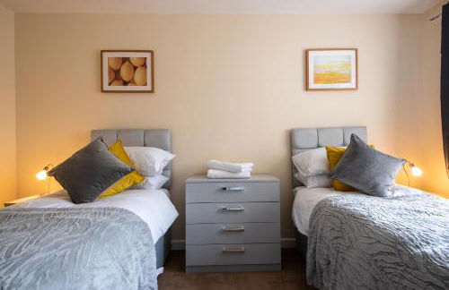 Apartment 4 - Photo 6