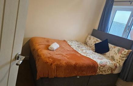 Immaculate 3 bedroom property. - Foto 2
