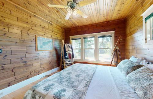 Flagpole Point - Photo 35