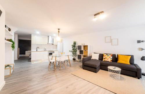 Moonkey - Apartamento mediterráneo con jacuzzi y luz natural - Photo 18